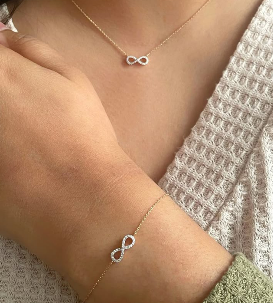 Gold-and-Diamond-Chain